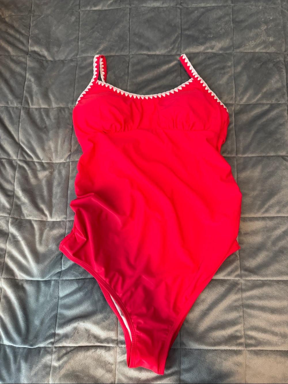 Cupshe Bright Red One-Piece Swimsuit with Pink Lining